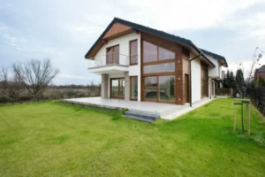 Okna w nowoczesnym budownictwie – klucz do efektywności